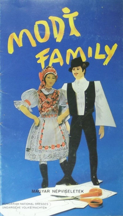  - Modi Family kivágó könyv