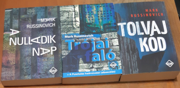 Mark Russinovich - A nulladik nap + Tr�jai fal� - + A Pusztul�s hadm�velet (elbesz�l�s) + Tolvaj k�d