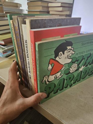 Bartus Lszl, Hmori Tibor, K Andrs, Hidegkuti Nndor, Fekete Pl, Simon Istvn, Pongrcz Gyrgy Peterdi-Szepes - 8db labdargssal kapcsolatos knyv, KNYVMENT AJNLAT: Sztr pard+ Varga Zoli diszidl+ Pusks+ Bozsik+ budtl Firenzig+ Csikar+ Lri+ Puha vagy Jen