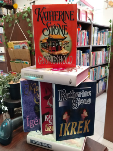 Katherine Stone - KÖNYVMENTŐ AJÁNLAT, 6 DB. Katherine Stone Rejtélyes szerelem, Illúziók, Gyöngyhold, Ígéretek, Szenvedély, Ikrek