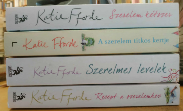 Katie Fforde - 4 db Katie Fforde: Szerelem kétszer + A szerelem titkos kertje + Szerelmes levelek + Recept a szerelemhez