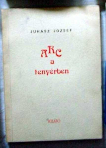 Juhsz Jzsef - Arc a tenyrben