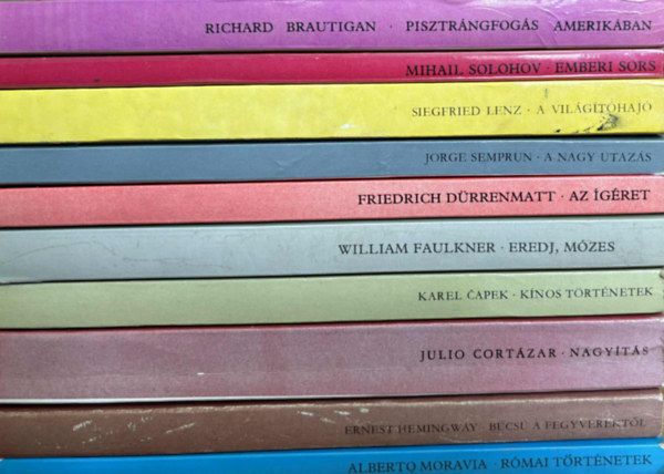 Mihail Solohov, Siegfried Lenz, Jorge Semprún, Friedrich Dürrenmatt, William Faulkner, Karel Capek, Julio Cortázar, Ernest Hemingway, Alberto Moravia Richard Brautigan - 10 db Európa zsebkönyv