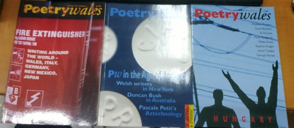 Robert Minhinnick - Poetry Wales Volume 37: number 1, + 3, + 4 (3 lapszm)(Seren Books)