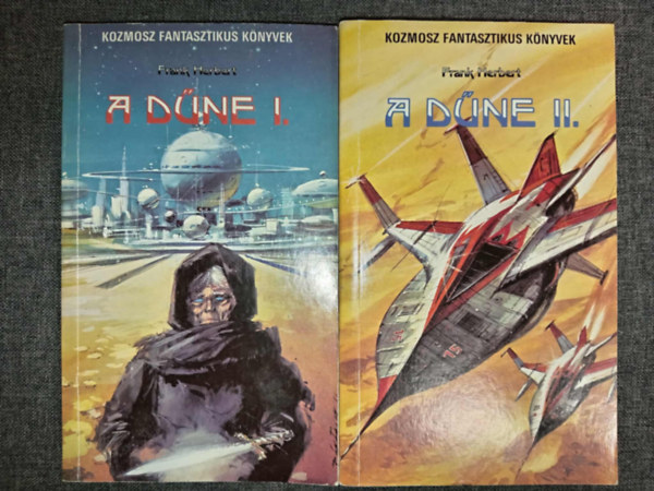 Ford.: Békés András Frank Herbert - A Dűne 1-2. - Tudományos fantasztikus regény (Békés András fordításában; Első magyar nyelvű kiadás!)