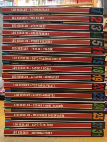 Leo Kessler - 15 db "A háború kutyái" sorozat: A farkasfalka; Vér és jég; Véres hegy; Halálfejesek; Végső küldetés; Fekete lovagok; Otto villámháborúja; Sasok a hóban; A harag hadművelet; Tűz kabul felett; A Hess-küldetés; Szökés a győztesek