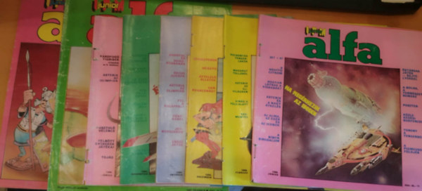 Ivanics Istv�n  (f�szerk.) - 8 db IPM Junior Alfa (sz�rv�nysz�mok, lapsz�mok a term�klapon!)