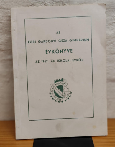 Az Egri G�rdonyi G�za gimn�zium �vk�nyve az 1967-68. iskolai �vr�l