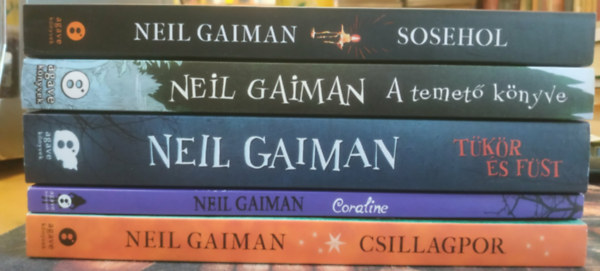 Neil Gaiman - 5 db Neil Gaiman: Sosehol + A temet� k�nyve + T�k�r �s f�st + Coraline + Csillagpor