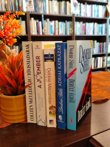Colleen McCullough Székely Nagy György Debbie Macomber Lendvai Béla Danielle Steel - KÖNYVMENTŐ AJÁNLAT, 5 DB. ROMANTIKA. Tövismadarak, A jó ember, Áfonya tér 44., Adriai káprázat, Derült égből