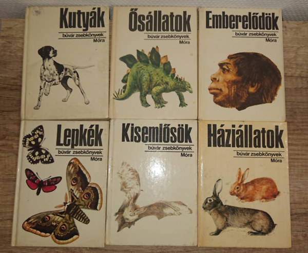 6 k�tet a B�v�r Zsebk�nyvek c�m� sorozatb�l: Emberel�d�k, Lepk�k, Kiseml�s�k, H�zi�llatok, Kuty�k, �s�llatok