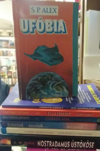 Vivamus-Barbara Burns, Jenny Randles, Lobszang Rampa, Shakti Gawain, Hargitai K�roly, S. P. Alex R. W. Welch - 7 db- os K�NYVMENT� AJ�NLAT, ezot�ria: Nostradamus �st�k�se+ Spiritu�lis csatorna+ Elt�r�t�sek+ Harmadik szem - A tibeti l�makolostorok titka+ �lj a f�nyben+ UFO szuperj�v�+ Uf�bia
