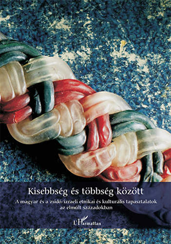 Kisebbség és többség között