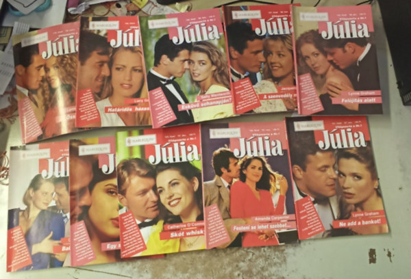 Amanda Carpenter, Helen Brooks, Day Leclaire, Tbb szerz Lynne Graham - 10 Jlia magazin (161-170) lapszmig: Ne add a bankot! +Festeni se lehet szebbet +Skt whisky +Egy szavt se hidd! + Babakaland +Feljts alatt +A szenvedly mestere +Eskv sohanapjn? +Hatrids hzassg +sszezrva