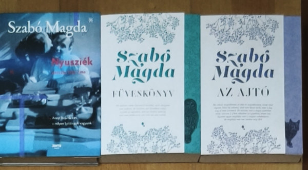 Szab� Magda - 2db �letrajzi vonatkoz�s� Szab� Magda m� + aj�nd�k m� (�sszesen 3db k�nyv) - F�vesk�nyv, Az ajt� + Nyuszi�k-Napl�k 1950-1958