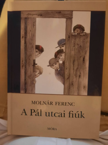 A p�l utcai fi�k