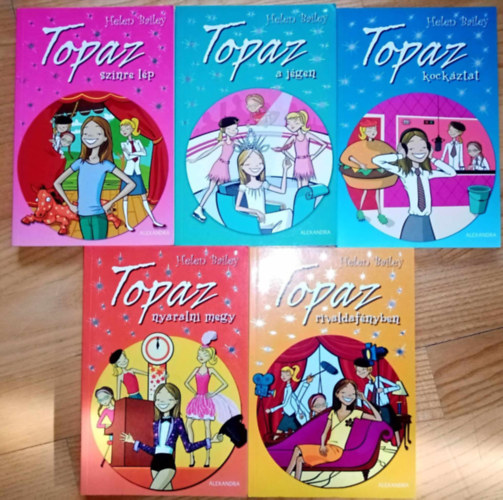 Helen Bailey - Helen Bailey "Topaz" knyvcsomag (5db) Topaz sznre lp + Topaz a jgen + Topaz kockztat + Topaz nyaralni megy + Topaz rivaldafnyben