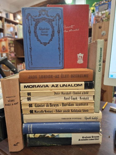 Ursula Parrott, Guy De Maupassant, J. B. Priestley, Karel Capek, Günter de Bruyn, Theodor Fontane, D.H. Lawrence, Marcello Venturi, Jack London, Peter Marshall, Alberto Moravia, Gra Schnitzler Artur - 13 db regény, KÖNYVMENTŐ AJÁNLAT: Schnitzler Guszti hadnagy, A szerelem elmúlik, Korzikai történet/Historie Corse, Végre kisüt a nap, Krakatit, Buridan szamara, Tóparti kastély, Szivárvány, Fehér zászló Kefalónia felett, Az élet sze