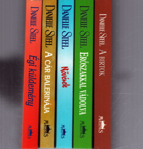 Danielle Steel - 5 db Danielle Steel romantikus regény: A birtok - Erőszakkal vádolva - Nővérek - A cár balerinája - Égi küldemény