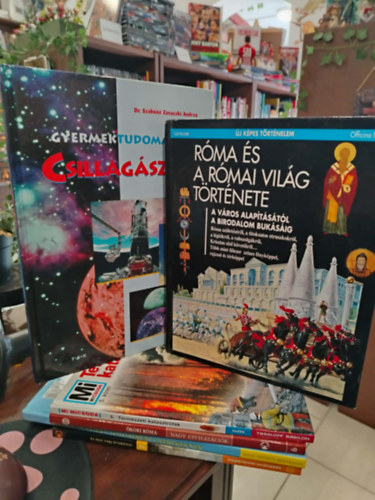 Hans Reichardt; Daniel Gimeno; Szab�n� Zavaczki Andrea; Yann Arthus-Bertrand; Dominique Briquel; Diego Piccininno - K�NYVMENT� AJ�NLAT 6 DB. Ismeretterjeszt�s gyerekeknek. Mi MICSODA - Term�szeti katasztr�f�k; �kori R�ma - Nagy civiliz�ci�k; Csillag�szat; F�ld - Fot�album gyerekeknek; R�ma �s a r�mai vil�g t�rt�nete; Vil�gt�rt�nelmi enciklop