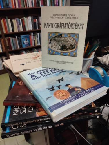 Klinghammer Istvn John Matthews - Trtnelem knyvcsomag 5 darabos KNYVMENT AJNLAT: Arthur kirly - A stt kor harcosa s legends hse, Kalandozsok a titkok birodalmban, Kartogrfiatrtnet, A jv szzad hajnala, Nagy vndorlsok szrazfldn s teng