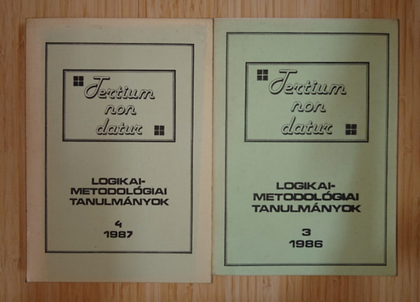 A Logikai-metodológiai Tanulmányok 2 száma: Logikai-metodológiai Tanulmányok 1986/3, Logikai-metodológiai Tanulmányok 1987/4