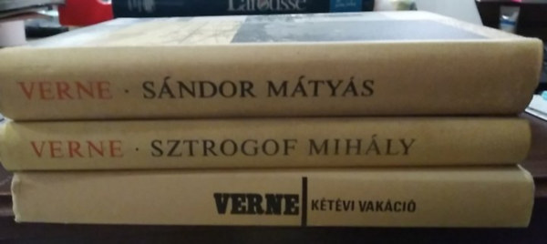 Verne Gyula  (Jules Verne) - 3 db J. Verne m�: S�ndor M�ty�s+ Sztrogof Mih�ly+ K�t�vi vak�ci�