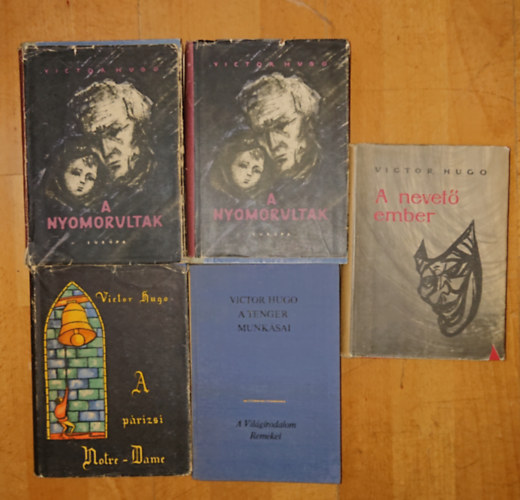 Victor Hugo - 4 klasszikus m� Victor Hug�t�l: A nevet� ember, A tenger munk�sai, A p�rizsi Notre-Dame, Nyomorultak I-II.