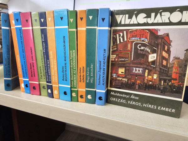Baracs Dnes, Moldovnyi kos, Nagy Kroly, Szchenyi Zsigmond, Reinhold Messner, Jacques-Yves Cousteau-Diol P., Tim Severin, Irwin Shaw-Ronald Searle, Baumann, Peter-Patzelt, Erwin, Gyrfs - 13db a Vilgjrk sorozatbl, KNYVMENT AJNLAT: Tanuld meg jra Knt+ Orszg, vros, hres ember+ Alaszkban vadsztam+ A cl: A Mount Everest+ Vzi bartaink+ A Brendan-expedci+ Prizs+ Emberek az eserdben+ Grg tz