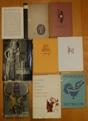 Arisztophanész, Bernhard Jacobi, Heinrich Schliemann, Siegfried Oertwig, Klengel-Brandt, Trencsényi-Waldapfel Imre, Petronius Homérosz - 9 klasszikus az ókor iránt érdeklődőknek: Homéroszi himnuszok, Iliász, Nőuralom, Templomok és paloták, Életem, kalandjaim, Elsüllyedt városok, Utazás az ókori Babilóniába, Satyricon, A leány meg az isten, Mitológia