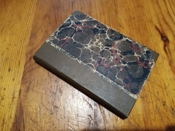 K�n L�szl� Dugonics Andr�s - K�n L�szl� : Szomor� t�rt�net n�gy szakaszokban - Olcs� K�nyvt�r 471-473. sz.