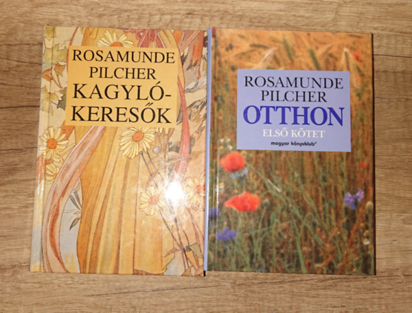 Rosamunde Pilcher - 2 k�tet Rosemunde Pilchert�l: Kagyl�keres�k + Otthon I.