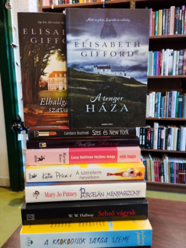 W. W. Hallway, Mary Jo Putney, Katie Price, Marian Keyes, Melissa Moretti, Candace Bushnell, Elisabeth Gifford Katherine Pancol - Romantikus könyvcsomag 9 darabos KÖNYVMENTŐ AJÁNLAT: A krokodilok sárga szeme, Sebző vágyak, Porcelán menyasszony, A szerelem nevében, Lucy Sullivan férjhez megy, Szólít a szél, Szex és New York, A tenger háza, Elhallgatott szavak