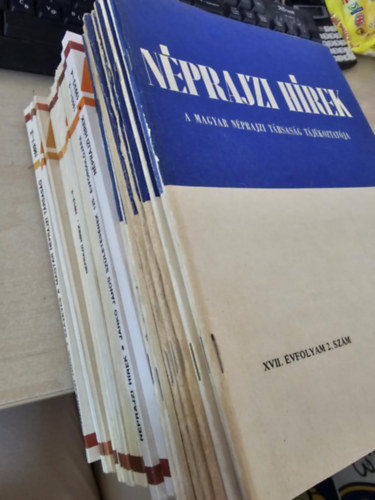 N�prajzi h�rek 1986. 1-3+ 1987. 1-3+ 1988. 1-3+ 1989. 1-3+ 1990. 1-4+ 1991. 1-4+ 1992. 1-4+ 1993. 1-4 (18 k�tetben)