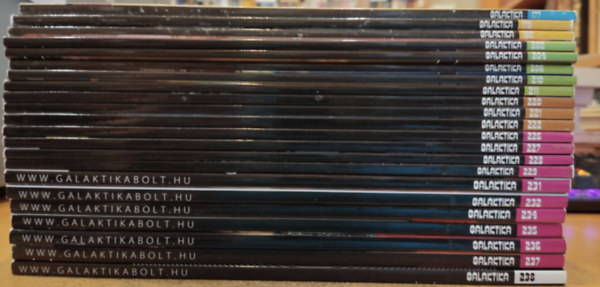 Kuczka P�ter - 22 db Galaktika magazin (lapsz�mok a term�klapon)