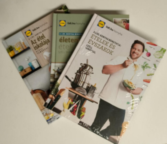 Nincs feltüntetve - 3db Lidl konyha szakácskönyv - Az étel iskolája - Életem ételei - Ételek és évszakok