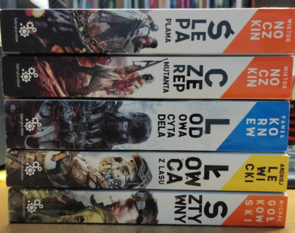 Wiktor Noczkin - 5 db S.T.A.L.K.E.R. reg�ny: Slepa Plama + Czerep Mutanta + Lodowa Cytadela + Lowca Z Lasu + Sztywny (Fabryczna Zona)