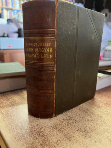 Schmidt Jzsef - Latin-magyar s magyar-latin zsebsztr