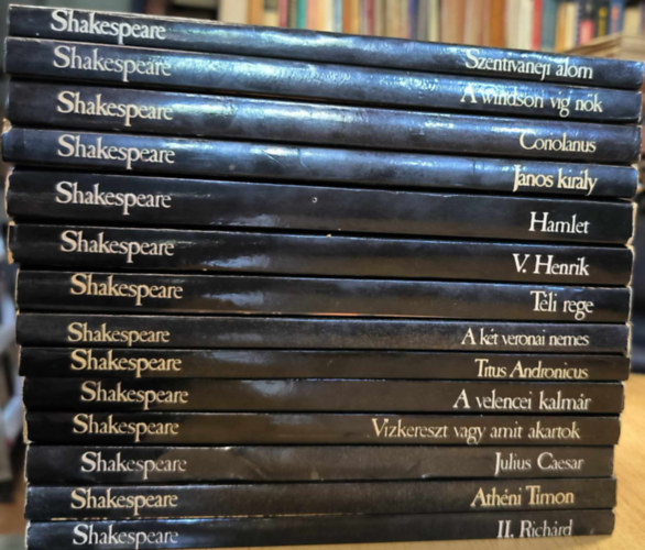 14 db William Shakespeare dráma