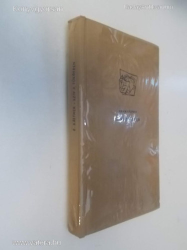 SZERZ� Erich K�stner SZERKESZT� Jahn Anna FORD�T� B�k�s Istv�n - Sz�v a t�k�rben - V�logatott versek  d�szk�t�s Fekete-feh�r illusztr�ci�kkal. dobozban