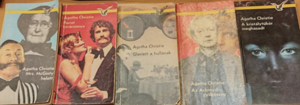 Agatha Christie - 5 db Agatha Christie: A kristlytkr meghasadt + Az Ackroyd-gyilkossg + Gloriett a hullnak + Mrs. McGinty halott + Poirot karcsonya