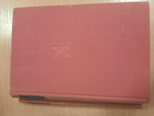 J�kai M�r - �s m�gis mozog a F�ld I-II.