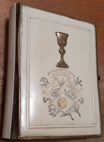 K�z�ns�ges Isteni tiszteletre rendelt �nekes-k�nyv mely Szent D�vid zsolt�rain k�v�l mg�ban foglal n�mely kiv�logatott �s a Helv�t vall�st�telt k�vet� n�gy superintendentia �ltal j�v�hagyott �nekeket, egyn�h�nyat im�ds�ggal