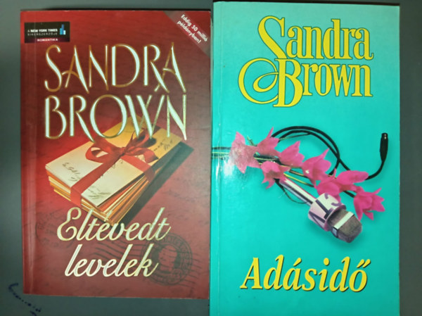 Sandra Brown - 2 db Sandra Brown regény: Adásidő + Eltévedt levelek