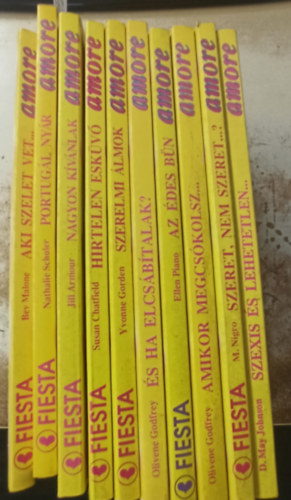 Chris Williams, Susan Chatfield, Yvonne Gorden, Olivene Godfrey, T�bb szerz� Nathalie Schuler - 10 db amore: Portug�l ny�r +Nagyon k�v�nlak +Hirtelen esk�v� +Szerelmi �lmok +�s ha elcs�b�tanak.. +Az �des b�n +Amikor megcs�kolsz +Szeret,nem szeret? +Szexis �s lehetetlen +Aki szelet vet...