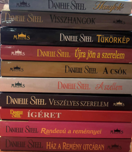 Danielle Steel - 10 db Danielle Steel romantikus k�tet