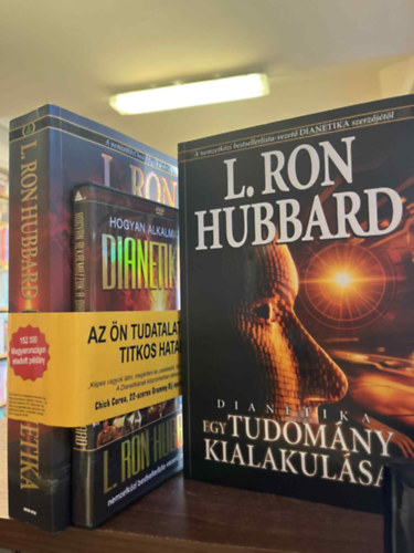 L. R. Hubbard - Dianetika - A szellemi eg�szs�g modern tudom�nya + Dianetika: Egy tudom�ny kialakul�sa + DVD Hogyan alkalmazzuk a dianetik�t?