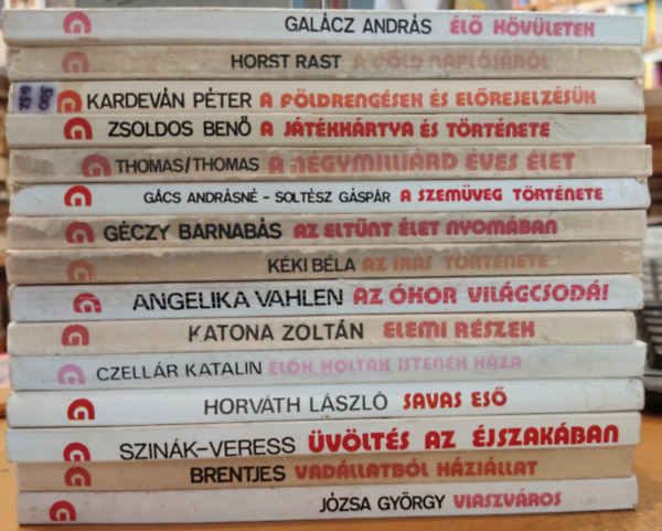 Zsoldos Ben�, Horst Rast, K�ki B�la, G�czy Barnab�s, Editha Thomas Horv�th L�szl� - Burchard Brentjes, Gal�cz Andr�s, Katona Zolt�n, G�cs Andr�sn�-Solt�sz G�sp�r, Kar Hermann Thomas - 15 db Gondolat zsebk�nyvek: A F�ld napl�j�b�l; A f�ldreng�sek �s el�rejelz�s�k; A j�t�kk�rtya �s t�rt�nete; A n�gymilli�rd �ves �let; A szem�veg t�rt�nete; Az elt�nt �let nyom�ban; Az �r�s t�rt�nete; Az �kor vil�gcsod