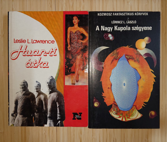 Leslie L. Lawrence Lőrinc L. László - 2 könyv Lőrinc L. Lászlótól: Huan-ti átka, A Nagy Kupola szégyene