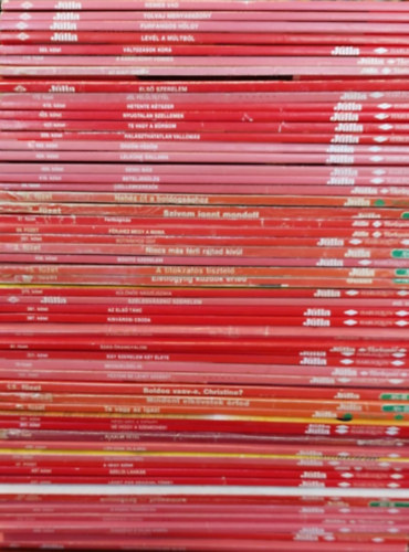 303 db J�lia romantikus magazin